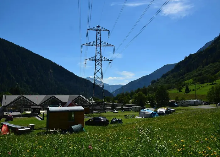 Parque de Campismo Mit Restaurant & Sportarena *