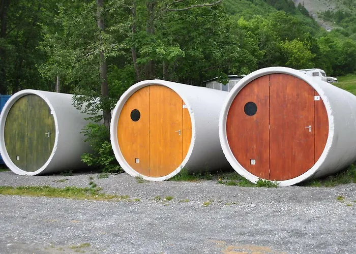 Mit Restaurant & Sportarena Parque de Campismo