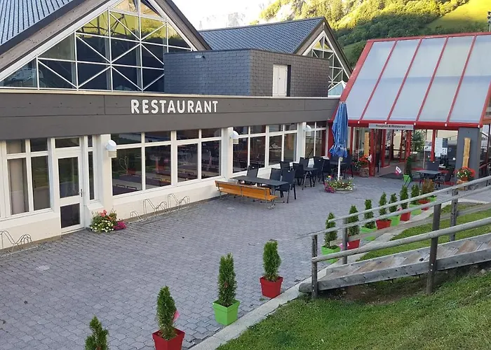 Mit Restaurant & Sportarena Parque de Campismo Leukerbad